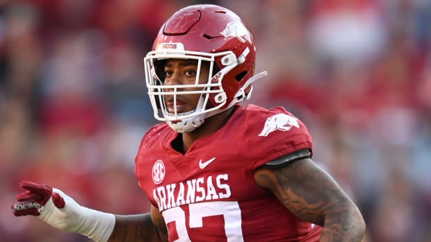 Razorbacks linebacker Chris "Pooh" Paul against Auburn